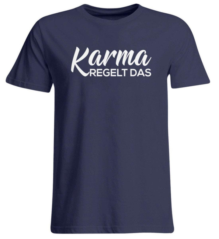 Karma regelt das - Words on Shirts  - Übergrößenshirt - Words on Shirts Sag es mit dem Mittelfinger Shirts Hoodies Sweatshirt Taschen Gymsack Spruch Sprüche Statement