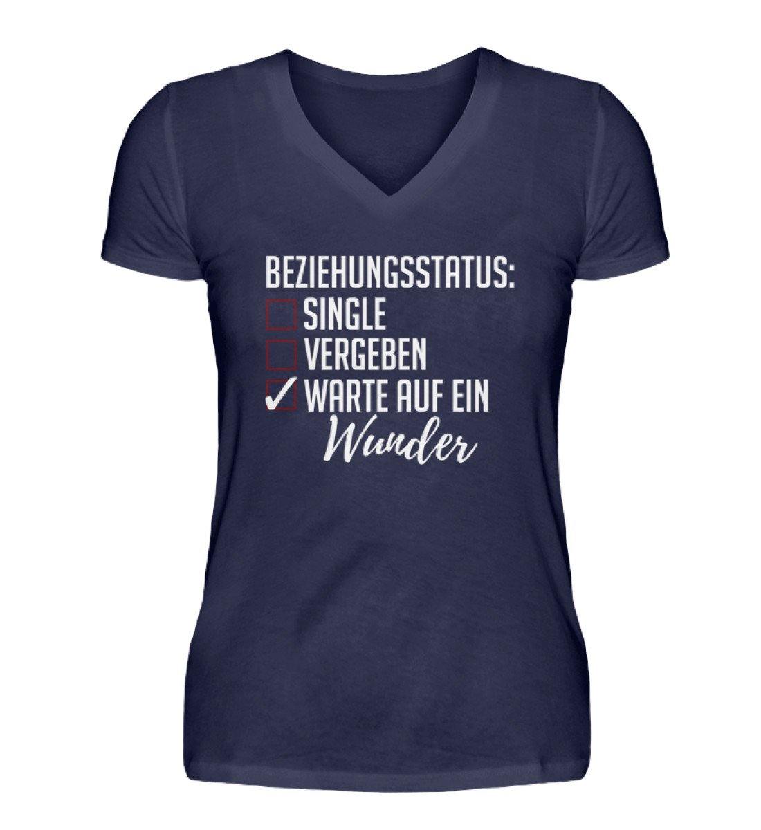 Beziehungsstatus - Warte auf ein Wunder  - V-Neck Damenshirt